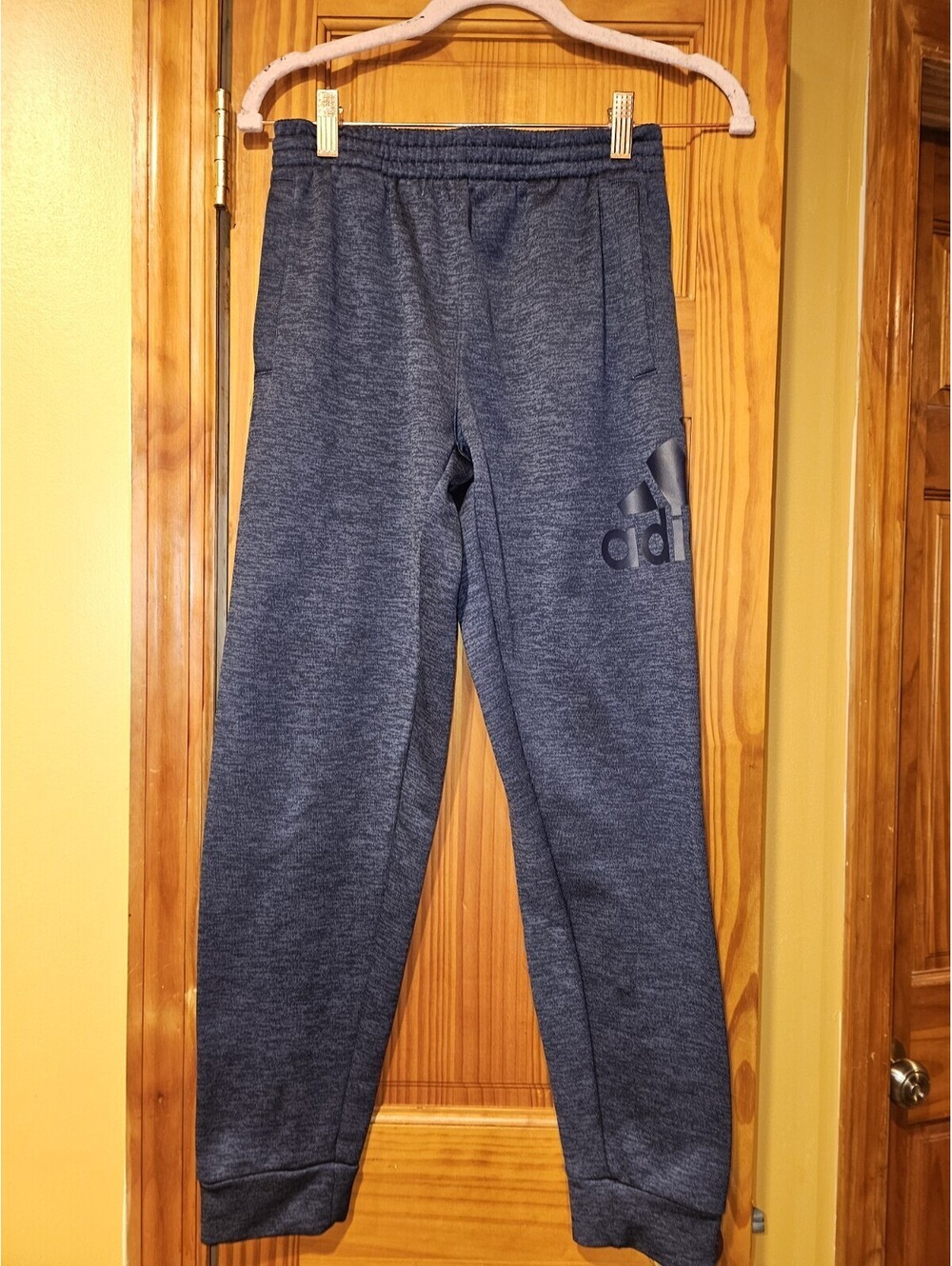 Adidas Big Boys Tapered Sweat Pants Size XL 18/20 Dark Heather Grey